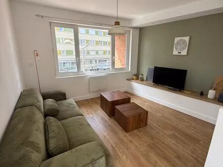 t3 meublé - refait à neuf - 54m2 - métro canteleu