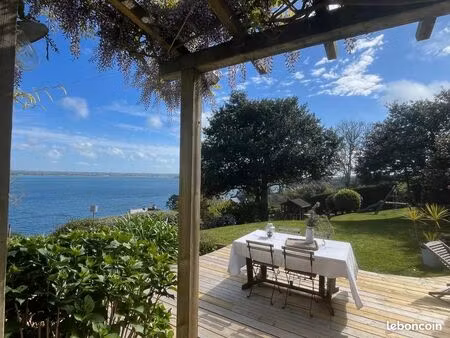 maison 8 pièces 136 m²