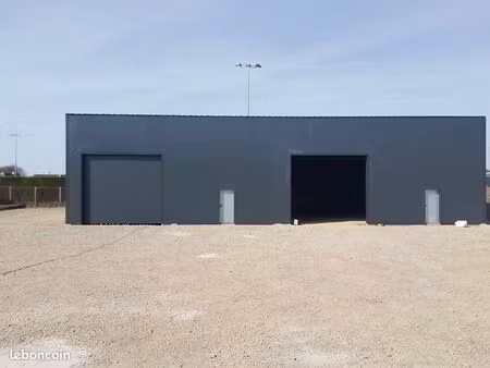 location bâtiment 500 m2 divisible