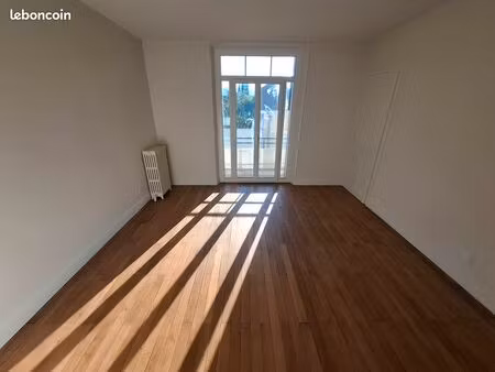 ? t3 entièrement rénové – 78 m² – chambéry centre - cuisine équipée
