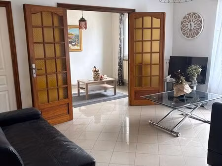 appartement . 4 pièces . 65m2