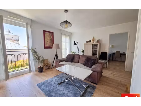 appartement serris 46 m² t-2 à vendre  211 000 €
