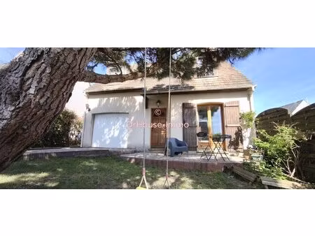 maison bien entretenue  3 chambres  au calme  pas de gros travaux à prévoir !