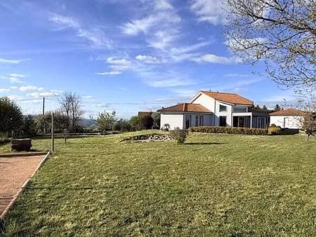 maison familiale - 4 chambres - jardin - vue dégagée - garage double