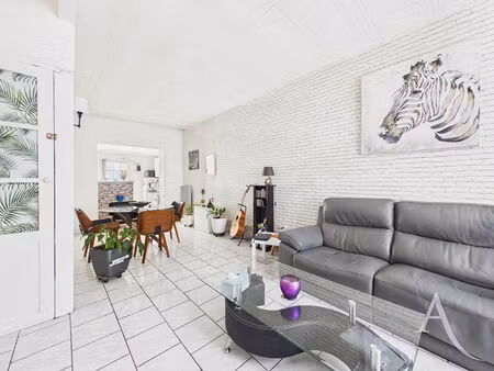 vente maison 3 pièces  65.00m²  croix