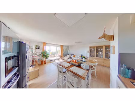 appartement 4 pièces à vendre à talence - quartier la médoquine - haut-brion