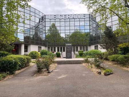location bureaux 220 m² à 459 m²