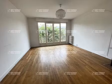 location bureaux 105 m²