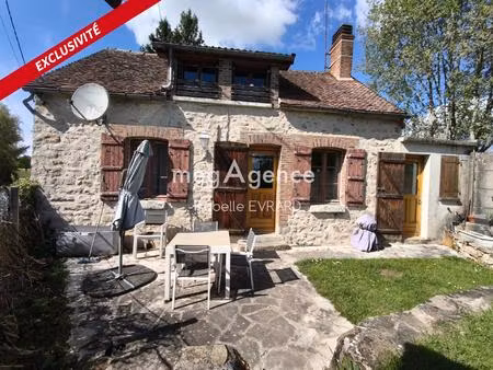 maison avec travaux - 3 chambres dont un en rdc.