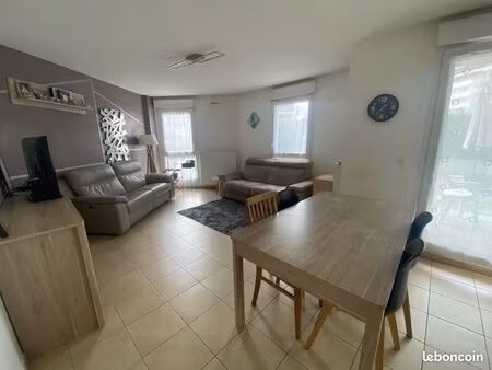 annecy – seynod centre  appartement t3  69 m2  grande terrasse