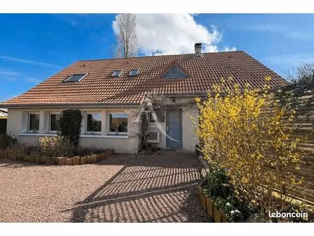 maison 8 pièces 145 m²