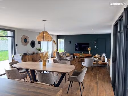 maison contemporaine 156 m2 - 4 chambres - terrain de 1757 m2
