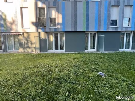 appartement t1 bis avec parking sous terrain