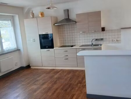 a louer t3 centre ville plomeur