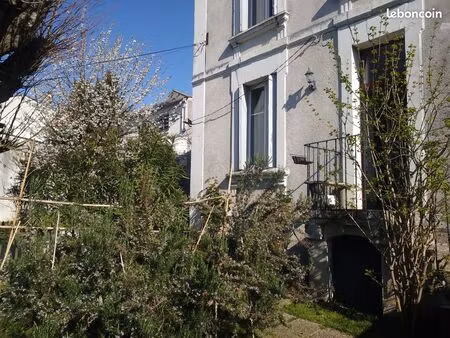 maison de ville à louer