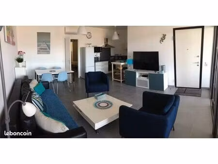 a l'année. très beau t3  vue mer  grande terrasse  dans porticcio. plage et commerces à pi