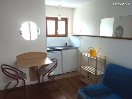 particulier loue studio cv la rochelle