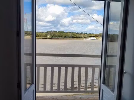 appartement face loire 30m2