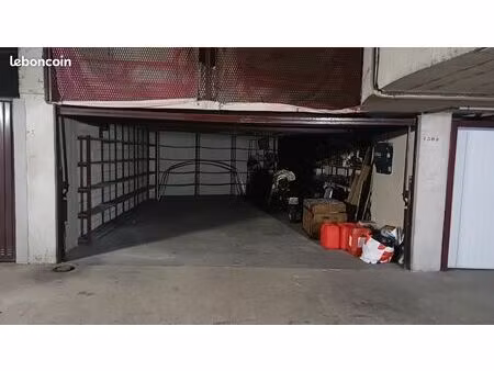 box fermé avec eléctricité