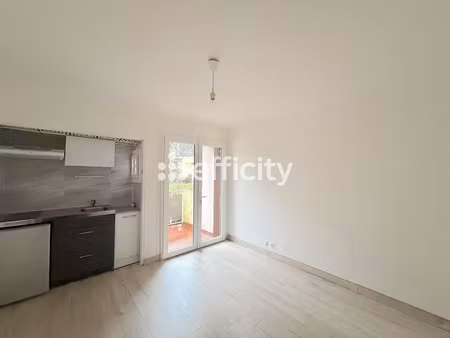 appartement 1 pièce - 20 m²