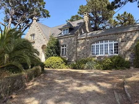 vente maison à perros-guirec (22700) : à vendre / 218m² perros-guirec