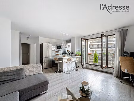 vente appartement 2 pièces  45.82m²  puteaux