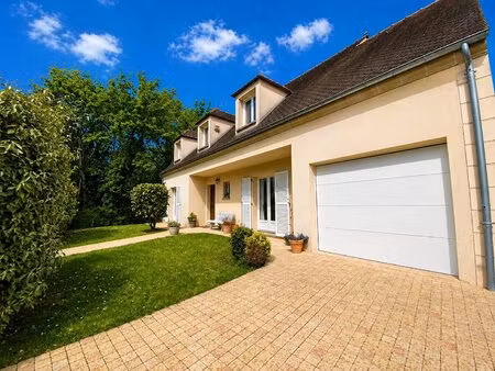 maison familiale avec 5 chambres et jardin sans vis-à-vis au val roger