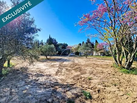 terrain constructible viabilisé 562 m²