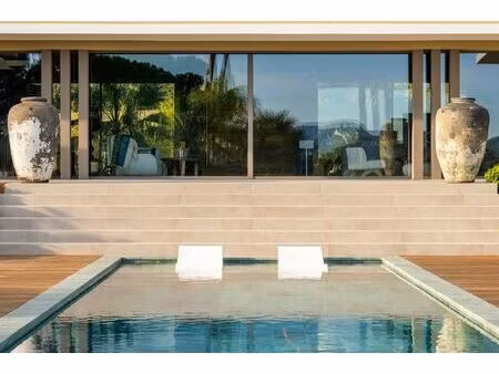 vente maison de luxe la cadière-d'azur 10 pièces 485 m² <meta name="description" content="