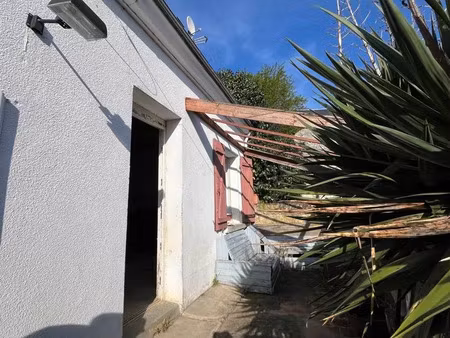 vente maison 5 pièces 81 m² à montrichard (41400)  70 876 €