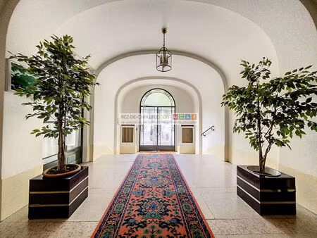 location professionnelle pont mirabeau