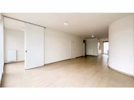 appartement te huur in antwerpen met 2 slaapkamers