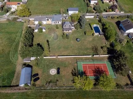 maison de luxe en vente à avermes  france