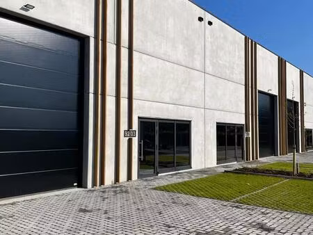 commercieel te huur in sint-truiden