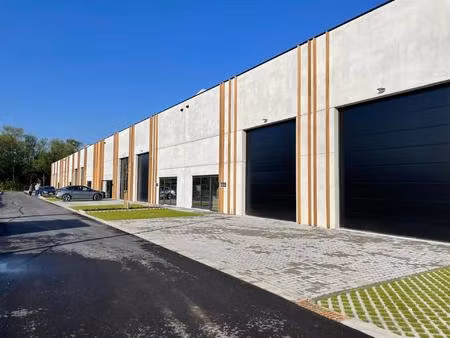 commercieel te huur in sint-truiden
