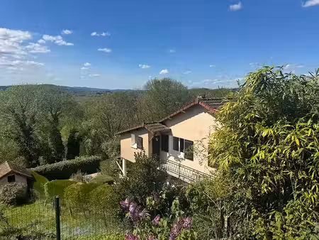 vente maison 4 pièces 92 m² à bourganeuf (23400)  77 000 €