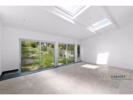 maison de prestige de 105 m2 en vente buc  france