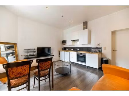 appartement te huur in elsene met 1 slaapkamer