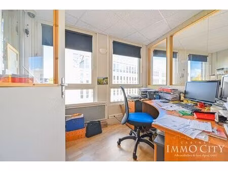 bureau de prestige de 184 m2 en vente - montreuil  île-de-france