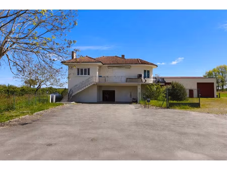 maison à vendre aire sur l'adour 6 pièce(s) 148m2 371 000€