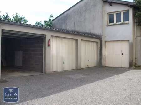 parking à louer 15 m² - limoges (87) - 70€