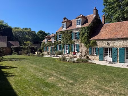 maison 8 pièces - 250 m²