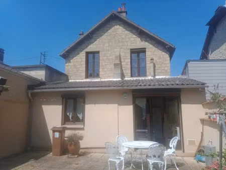 vente maison 5 pièces 103 m² à laon (02000)  130 000 €
