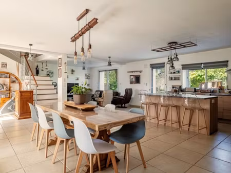 achat maison 6 pièces 183m²