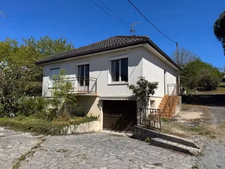 vente maison 5 pièces 126 m² à montmorillon (86500)  169 500 €