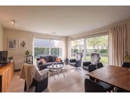 interessante opbrengsteigendom: verhuurd appartement met tuin en garage in centrum oostdui