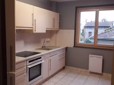 t2 garage montbrison