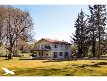 vente maison 5 pièces 140 m² ambernac (16490)