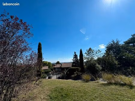 vente terrain à construire – centre du village – chassagny / beauvallon