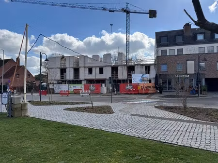 gelijkvl. app. met private tuin